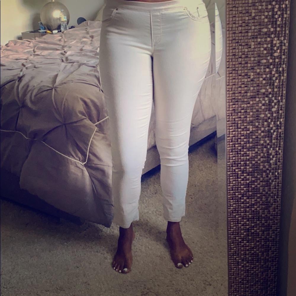 Cream Elastic Waist Skinny Jeans